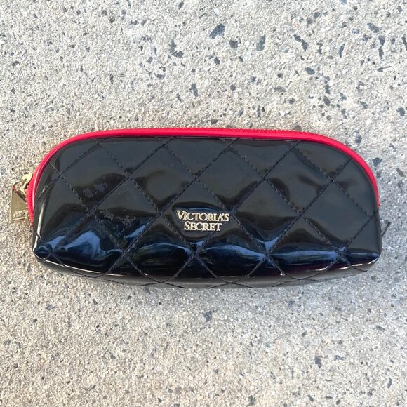 VICTORIA'S SECRET Black Red Quilted Small Cosmetic Makeup Bag Pouch SINGLE BAG - Picture 1 of 11